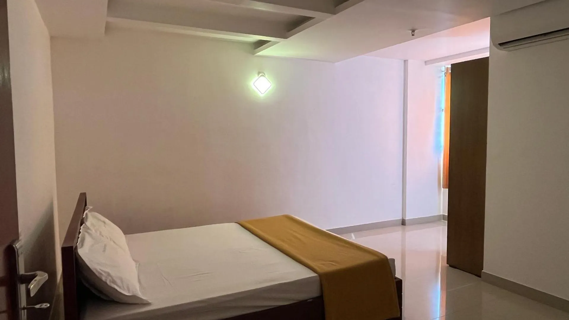 Plaza Residency Hotel Badagara